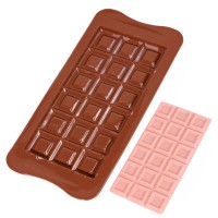 Klassische Schokoladenform mit Beispielschokolade